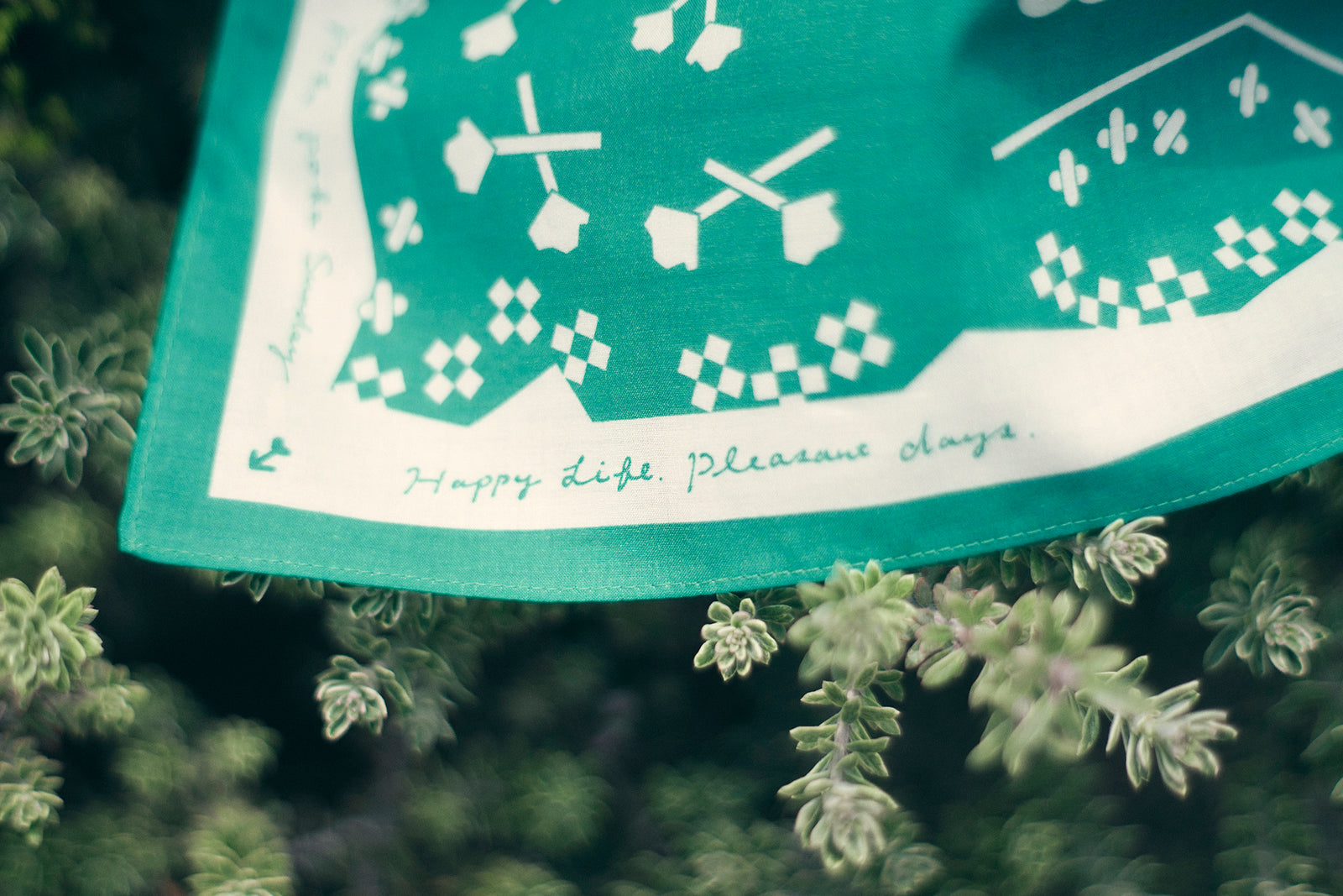 uki Big Handkerchief