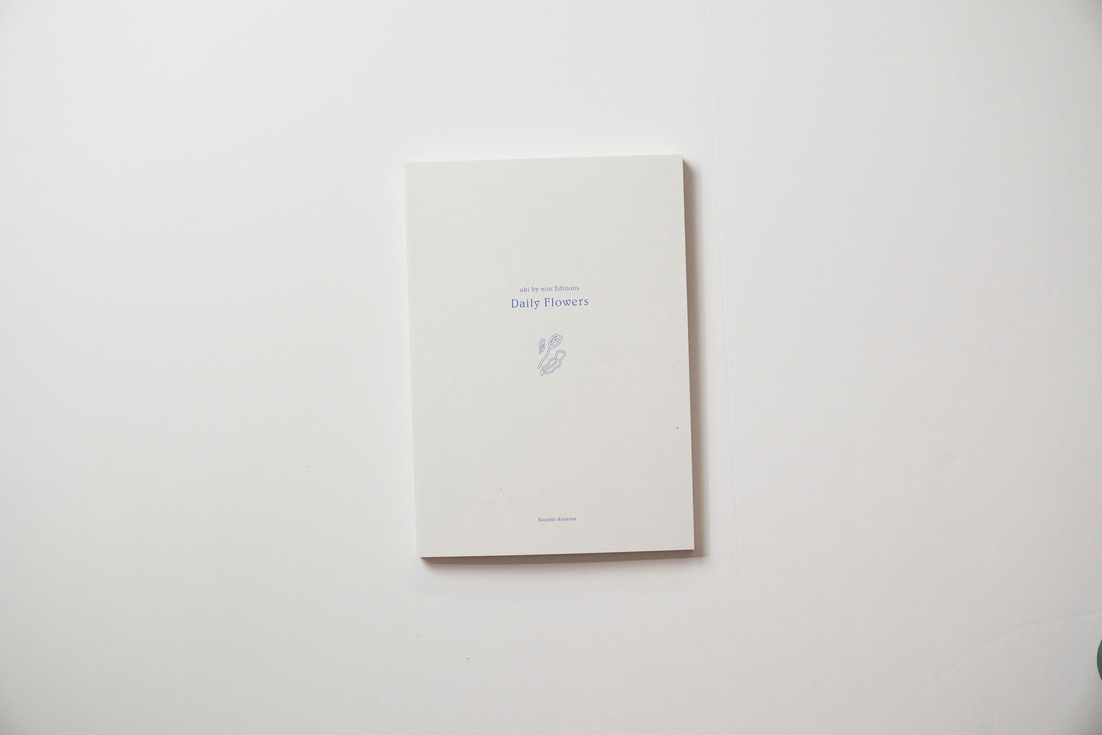 uki by non Editions Daily Flowers